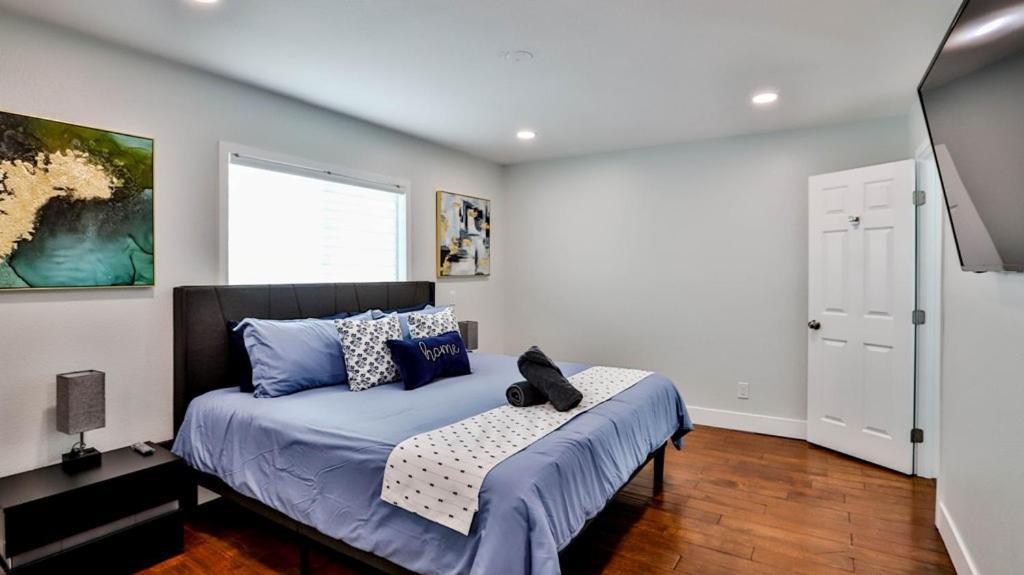 H&H Modern Lux 4Bd 1 King Suite 3 Queen Socal Disney Westminster Luaran gambar