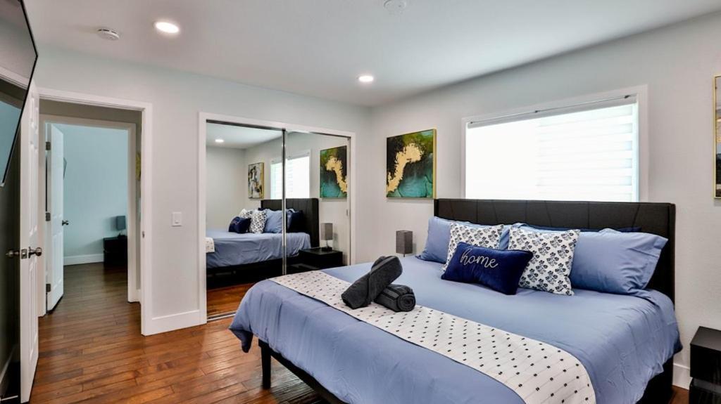 H&H Modern Lux 4Bd 1 King Suite 3 Queen Socal Disney Westminster Luaran gambar